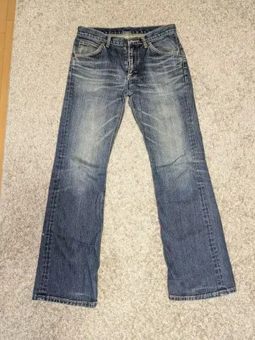 Lee 부츠컷 데님 Used 가공 W31 LM4901