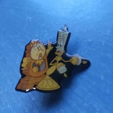 디즈니 루미에르 콕스워스 핀 배지
