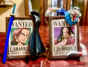 원피스 프레임 컬렉션 수배서 피규어 샹크스 핸콕