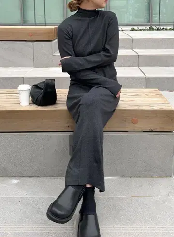 SELECT MOCA by son 푸치 하이 리브 원피스