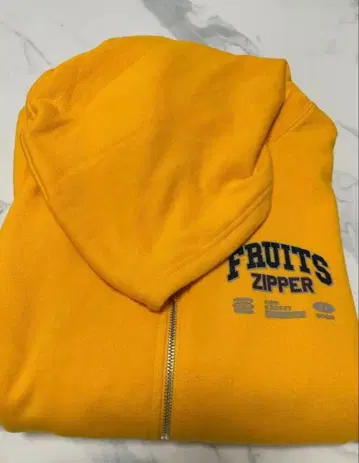 FRUITS ZIPPER 진세이 스즈카 후드티 새상품급