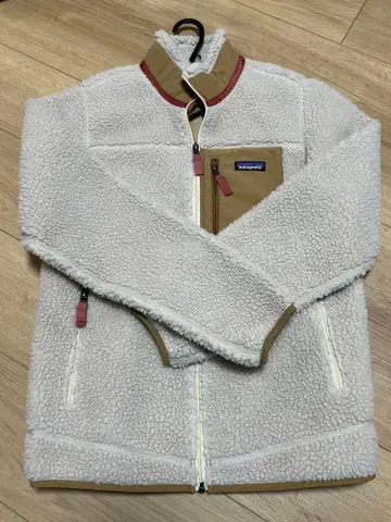 새상품급 patagonia 클래식 레트로 X 플리스 자켓 M 베이지