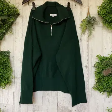 평평하게 놓았을 때 가슴 너비 61