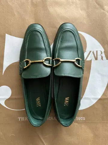 [ 새상품급 ] ZARA 로퍼 여성 신발