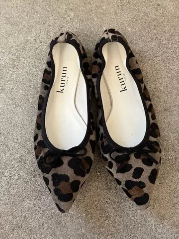 kurun tokyo 쿠룬도쿄 포인티드 발레 슈즈