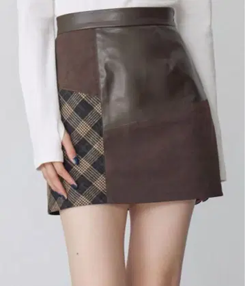 이번 시즌 신상 빈티지 스타일 패치워크 미니 스커트 MURUA