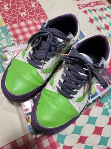 VANS 디즈니 토이 스토리 스니커즈