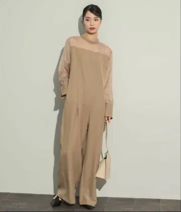 미사용 NEUNA 누나 시어 턱 올인원 포멀 결혼식 데이트