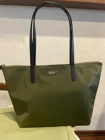 새상품급 kate spade 케이트 스페이드 토트백 모스그린