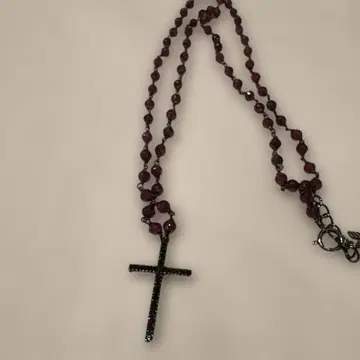 엠포리오 아르마니 크로스 목걸이 박스 포함