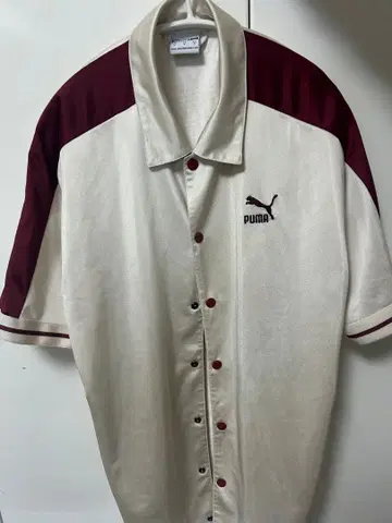 PUMA 반팔 셔츠 아이보리/버건디