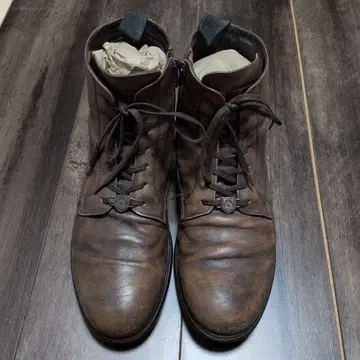 브라운 가죽 지퍼 부츠