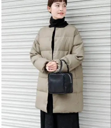 미사용 새상품 kagure 울 다운 롱 자켓 도어즈