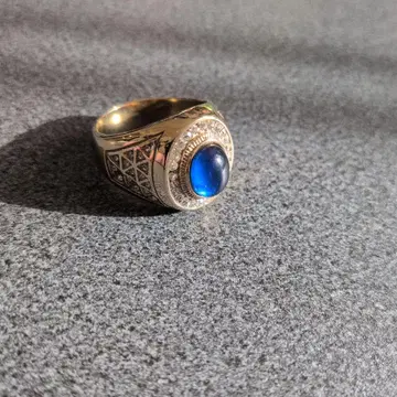 파란색 돌 장식 반지