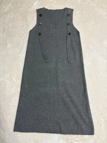 피아체레 Piacere 그레이 니트 오버롤 스커트 M 사이즈