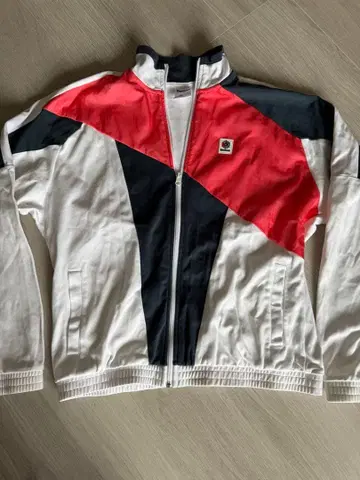 Reebok 스포츠 자켓 점퍼 화이트 로고 새상품급