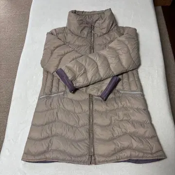 라이트 다운 경량 다운 자켓 베이지