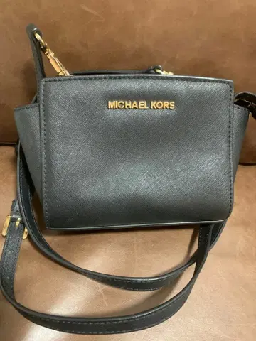 MICHAEL KORS 블랙 숄더백