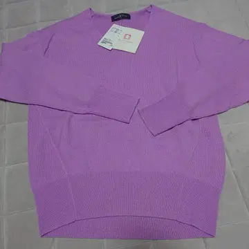 울 캐시미어 라일락 니트 스웨터