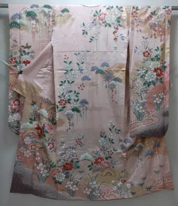 순수 실크 금채 소나무와 흐르는 물 사계절 초화 무늬 후리소데 (804)