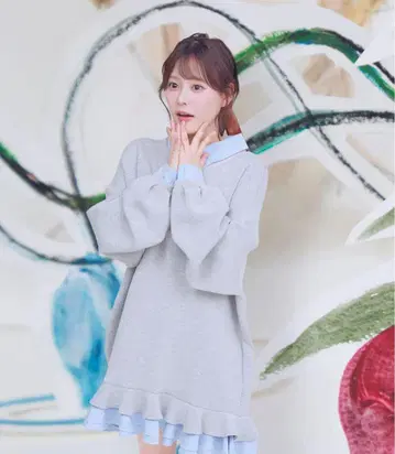 프릴 도트 레이어드 종이상자 맨투맨