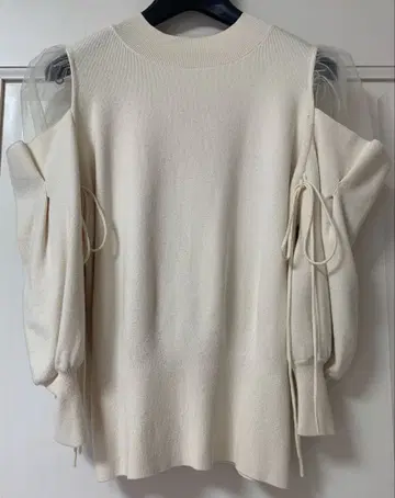 스나이델 니트 티셔츠 튤