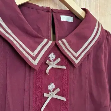 axes femme POETIQUE 블라우스