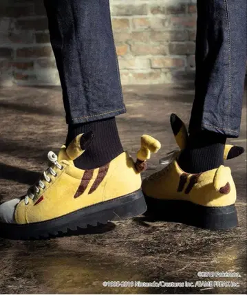 glamb 피카츄 스니커즈 size 2 포켓몬 콜라보