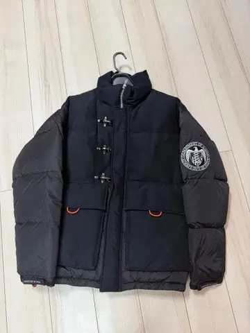 AOOS 다운 자켓 L 사이즈