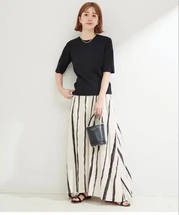 워터컬러 페인트 스커트