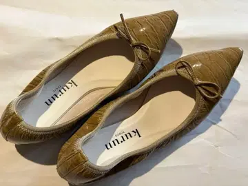 kurun TOKYO 엠보 베이지 에나멜 24cm 밸리 슈즈