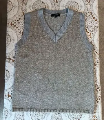 실버 라메 믹스 니트 베스트 V넥