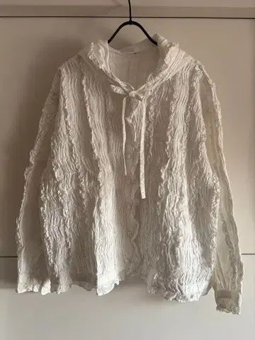 프릴 후드 자켓