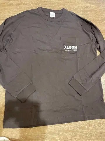 GELATO PIQUE 8LOOM 콜라보 로고 원포인트 롱 T셔츠