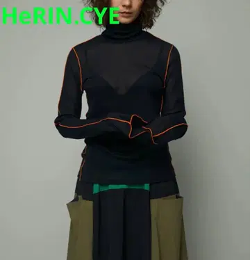 HeRIN.CYE 플레어 롱 슬리브 티셔츠