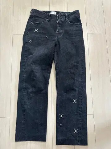 TANAKA 비쥬 블랙 스트레이트 데님