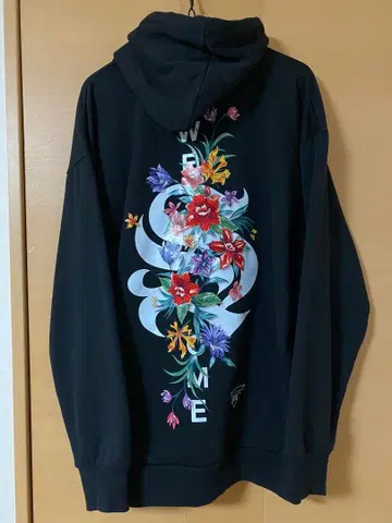 in the attic 꽃무늬 그래픽 후드티 남성용 L 사이즈