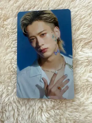 BUDDiiS [ MORRIE ] 키라리 스크래치 트레이딩 카드