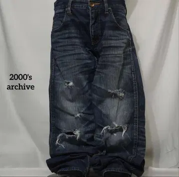 2000's archive grunge damage denim y2k