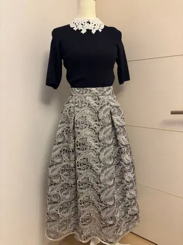 Sov./ 레이스 플레어 스커트