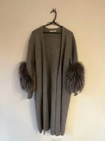 un3d. 아쓰리드 슬리브 퍼 니트 가디건