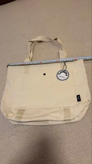 JONES 베이지 토트백 캔버스