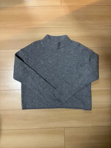 1회 착용 띠어리 니트 S 사이즈