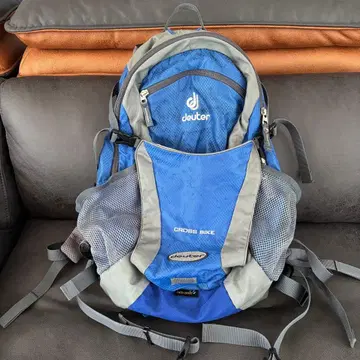 deuter CROSS BIKE 백팩