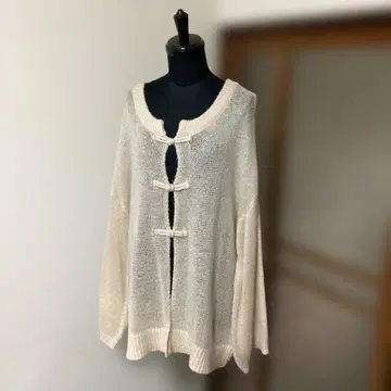 아이보리 니트 가디건 긴팔 KHALITA