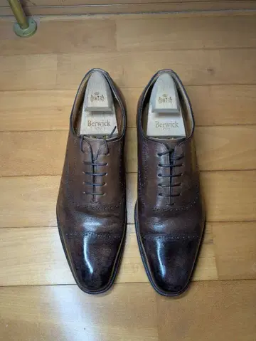 REGAL 가죽 신발 스트레이트 팁 펀칭 장식 브라운