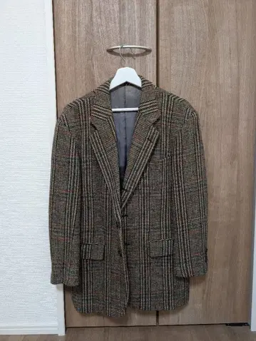 해리스 트위드 체크 무늬 테일러드 자켓