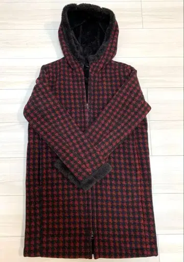 유니클로 두꺼운 원단 하운드투스 패턴 후드 코트 레드 x 블랙