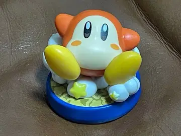 아미노 별의 커비 와돌디 피규어