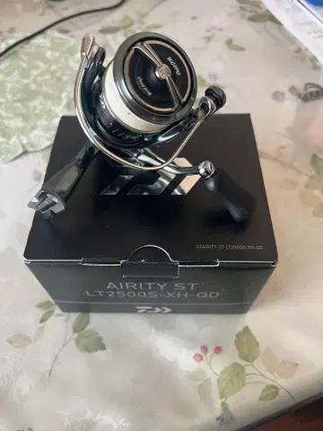 DAIWA AIRITY ST LT2500S-XH-QD